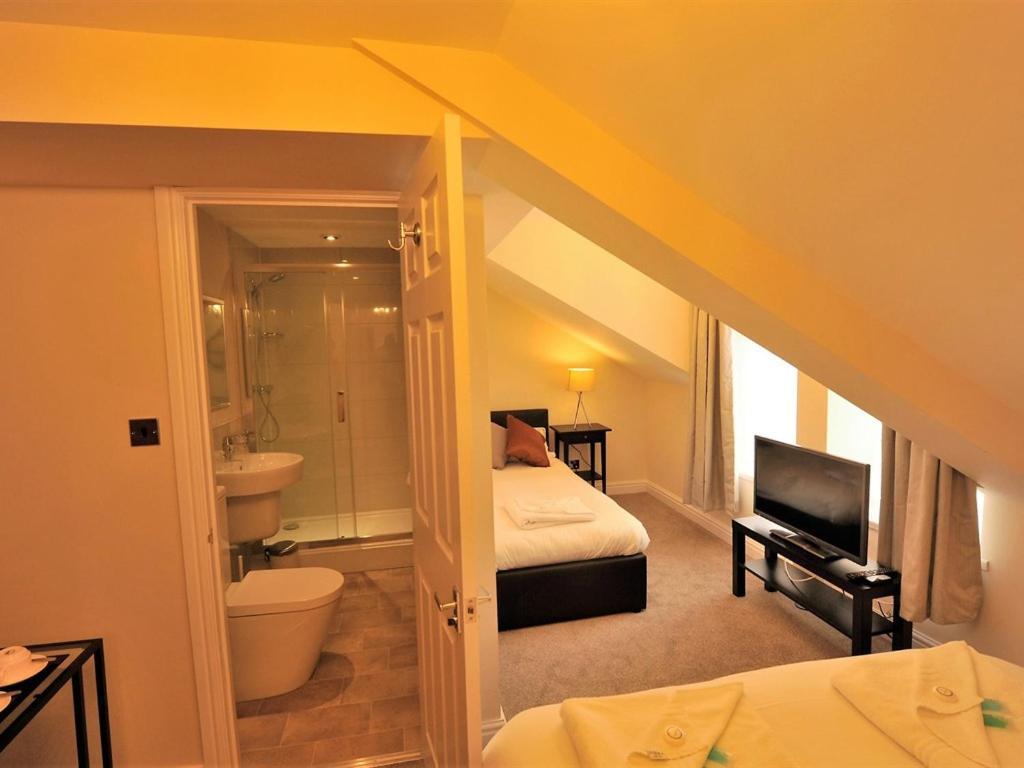 Gail'S Guest House Барри Экстерьер фото